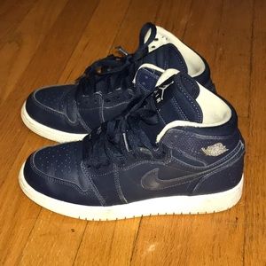 Nike Air Jordan 1 Retro High Navy Blue